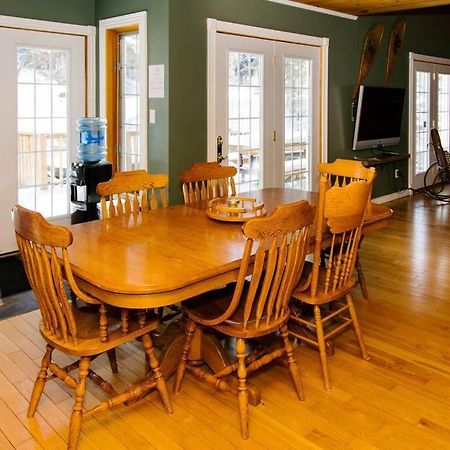 Dingle Run Lodge At Sir Sam'S Haliburton Εξωτερικό φωτογραφία