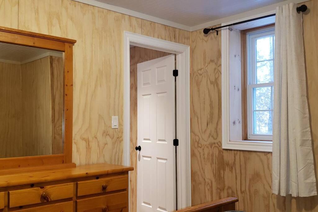 Dingle Run Lodge At Sir Sam'S Haliburton Εξωτερικό φωτογραφία